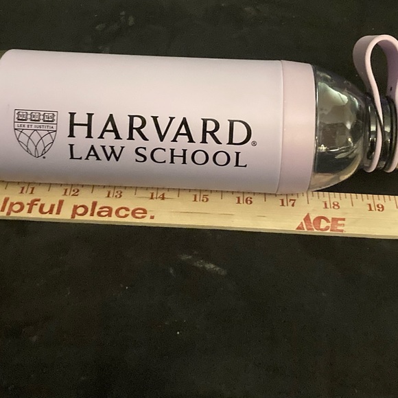 Harvard Law water bottle - Picture 3 of 8